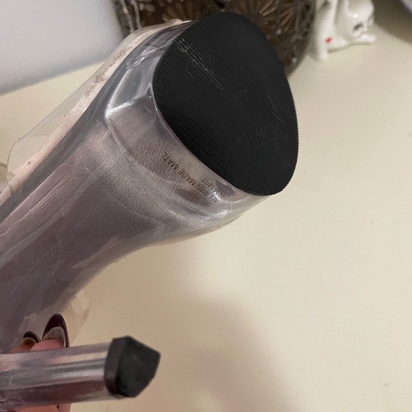 Fabulicious Silver Women's Platform Heels size 7 - Picture 7 of 9